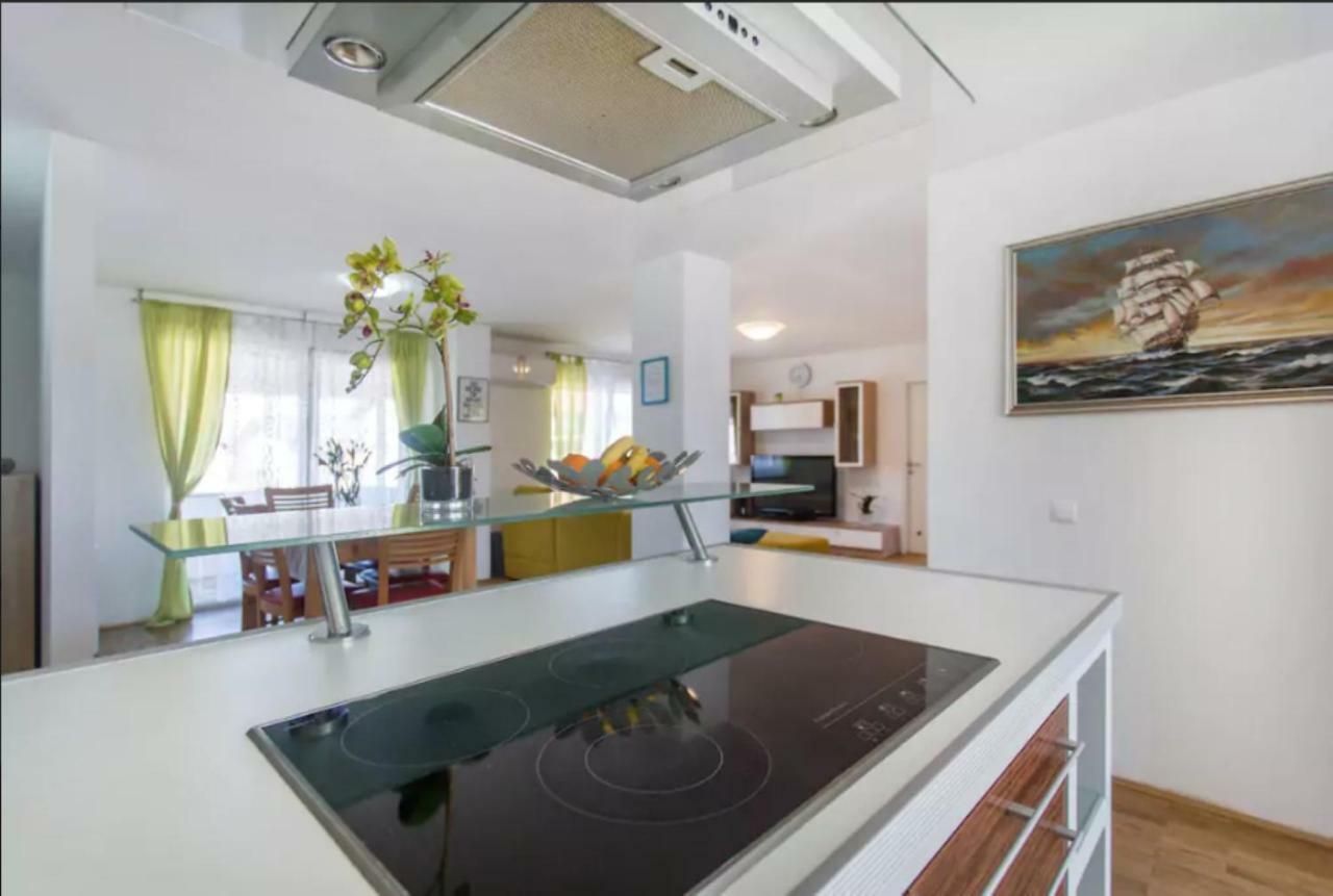Patricia House Apartment ลูบลิยานา ภายนอก รูปภาพ